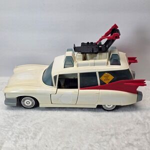 Vintage 1984 Kenner The Real Ghostbusters ECTO-1 Vehicle With Hook And Top Seat